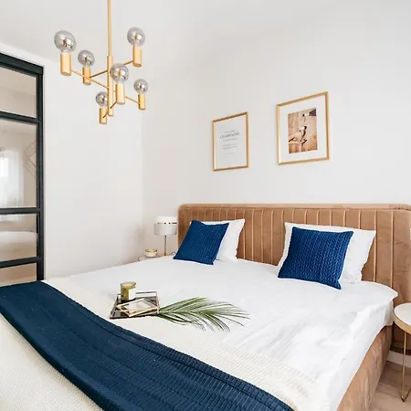 Crystal House - Loftaffair Collection Apartment *