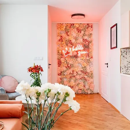 Crystal House - Loftaffair Collection *