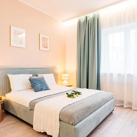 Crystal House - Loftaffair Collection Apartment
