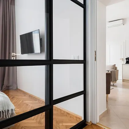 Apartment Crystal House - Loftaffair Collection *