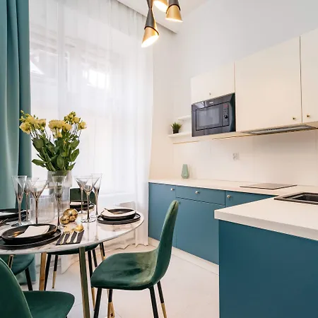 Daire Crystal House - Loftaffair Collection *