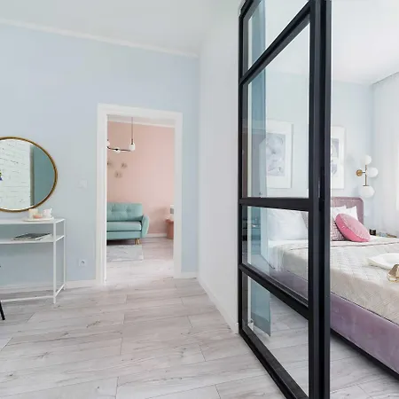 Daire Crystal House - Loftaffair Collection *