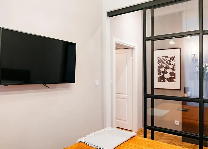 Crystal House - Loftaffair Collection Apartment *