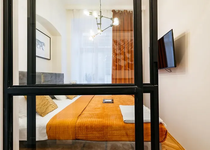 Crystal House - Loftaffair Collection