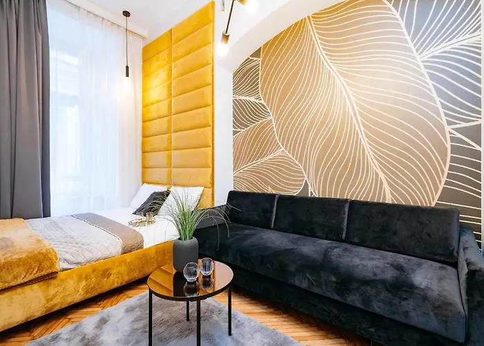 Crystal House - Loftaffair Collection