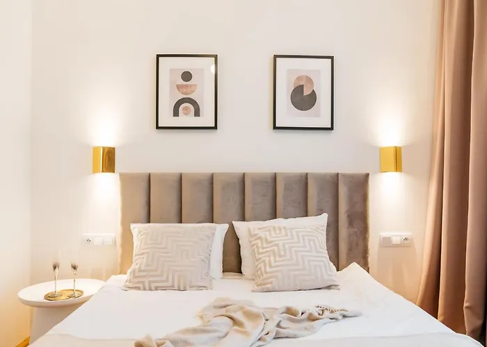 Crystal House - Loftaffair Collection *