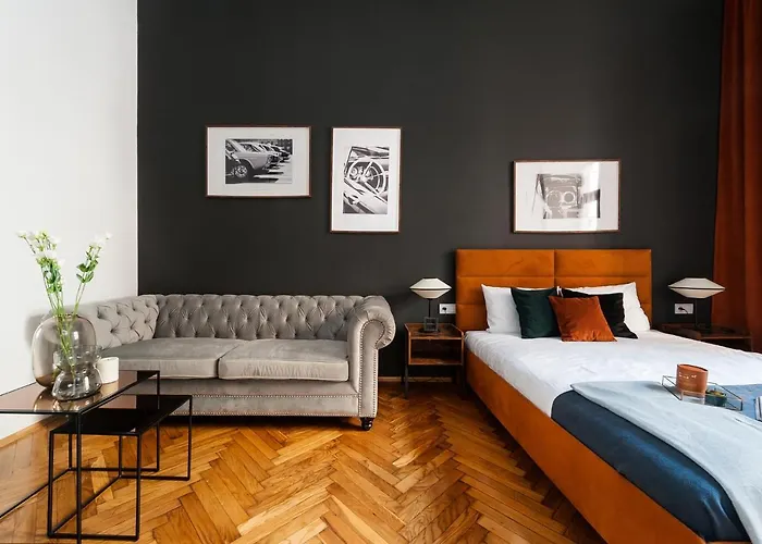 Crystal House - Loftaffair Collection *