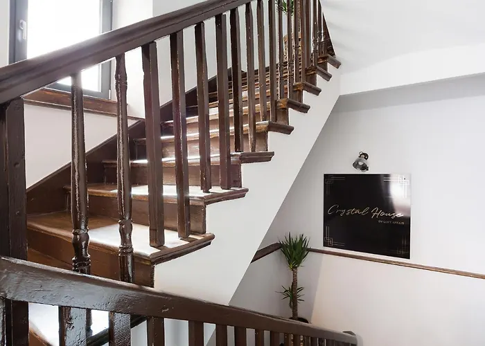 Crystal House - Loftaffair Collection Apartment