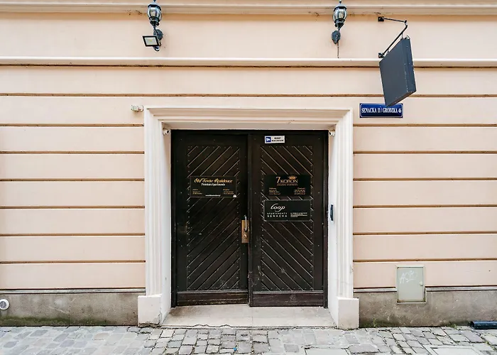 Crystal House - Loftaffair Collection Apartment