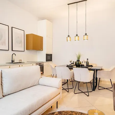 아파트 Crystal House - Loftaffair Collection 크라쿠프